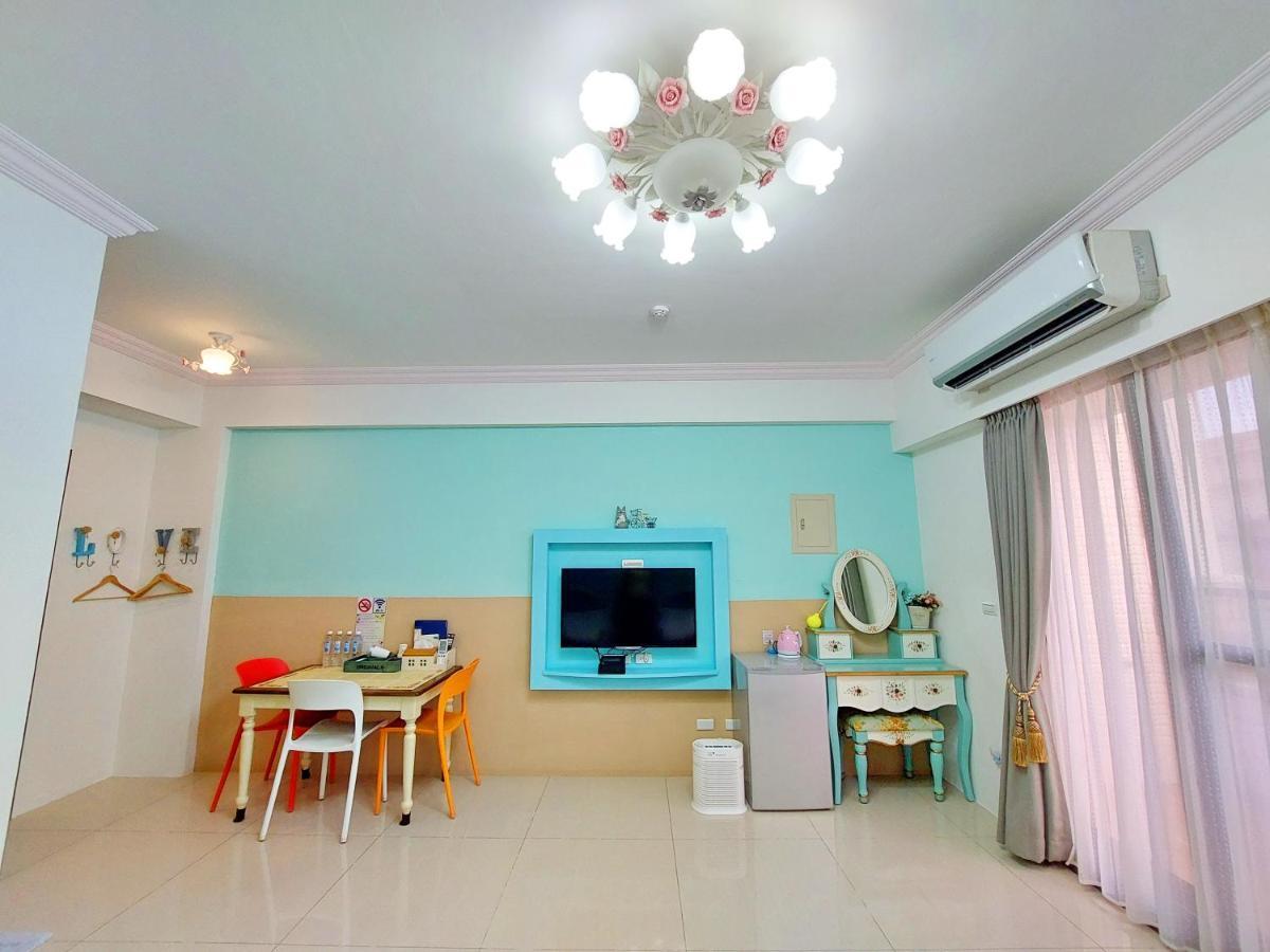 Loyo Royalty Apartment Donggang Bagian luar foto